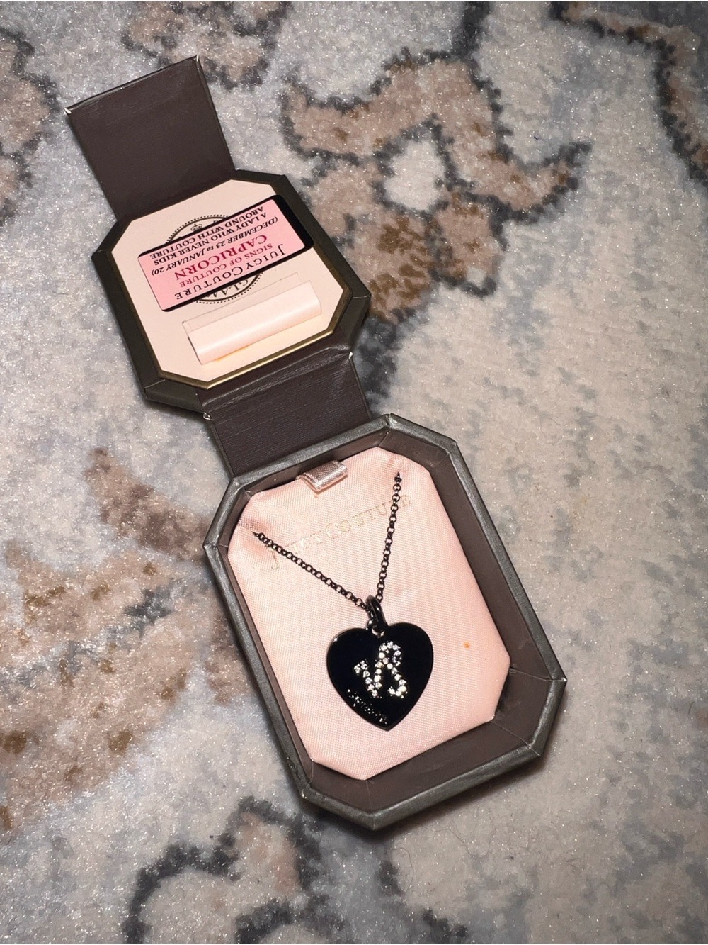 Rare⭐️ Juicy Couture Capricorn Zodiac Heart Necklace